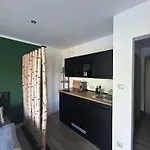 Mit Feldblick شقة