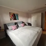 Mit Feldblick شقة *